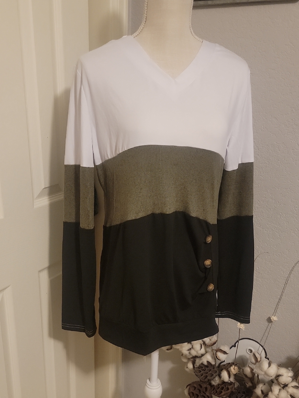 Colorblock V-Neck Button Accent Sweater - White, Olive, Black